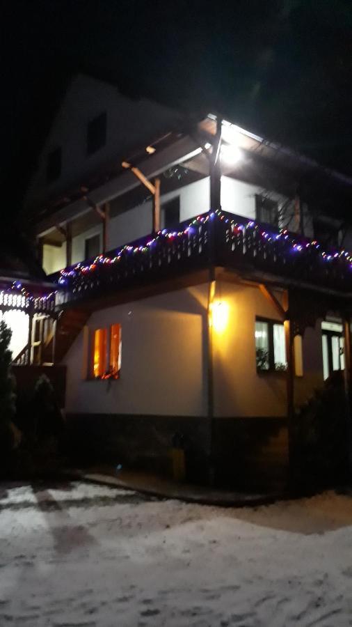 Molnar Vendeghaz Bed & Breakfast Praid Dış mekan fotoğraf